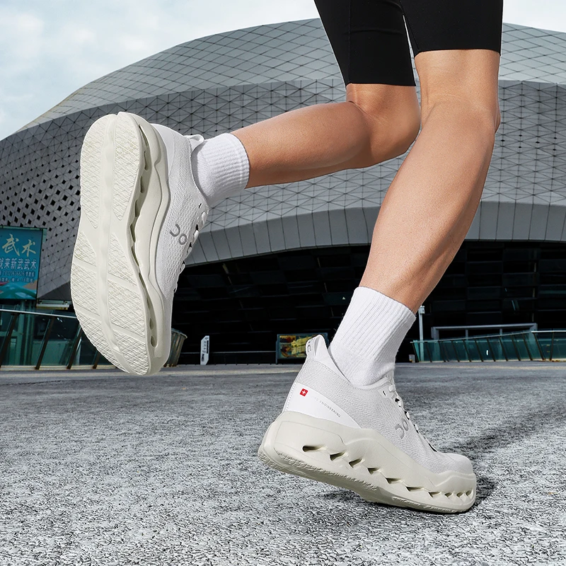 Men's Running Shoes Breathable Mesh Shock Absorption Hollow Out Sole Lightweight Sports Sneakers Non-slip Walking Shoes - view 5