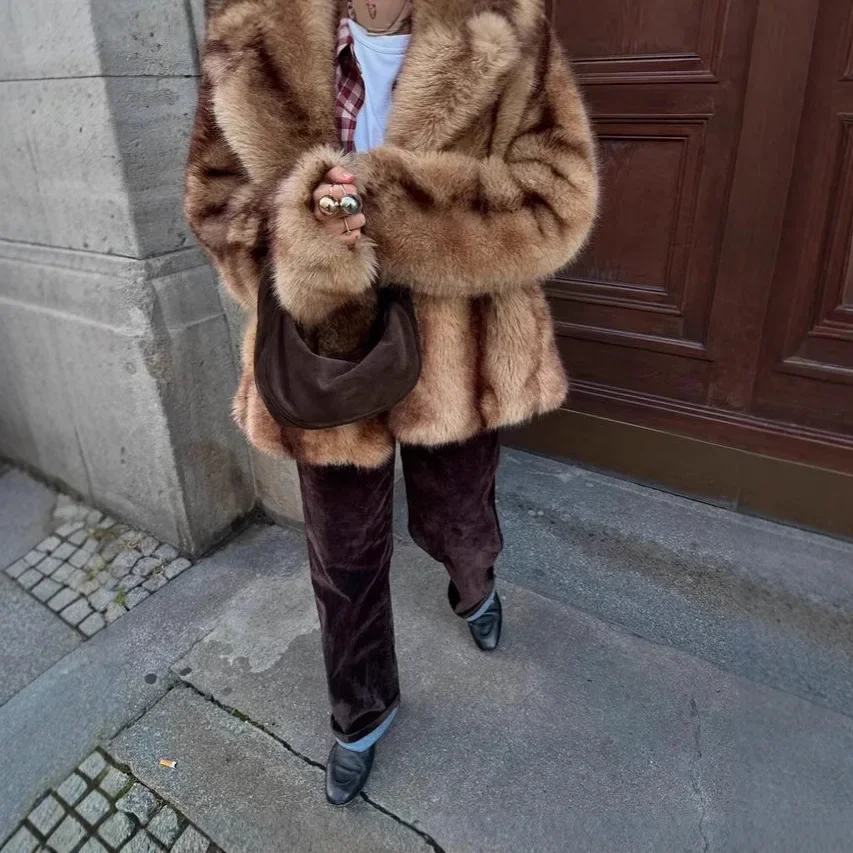 Mantel Bulu Imitasi Wanita Hangat Kerah Lebar Lengan Panjang Jaket Kasual Cardigan Longgar Pakaian Luar Elegan Berbulu Musim Dingin Streetwear