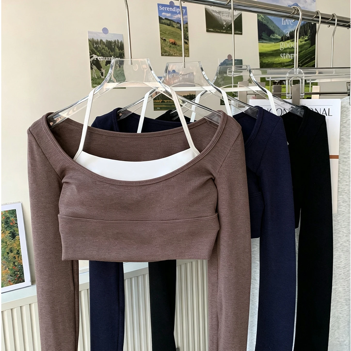 Damen Langarm-Yoga-Shirts Fitness-Brustpolster Sport-Top Kurz Elegante Tanz-Yoga-Kleidung Gym-Pilates-Tops – Detail 12