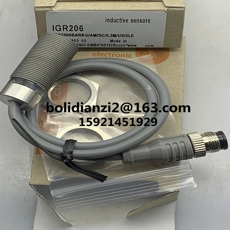 Brand new off the shelf  IGR202 IGR200  IGR207 IGR212  New genuine proximity switch sensor