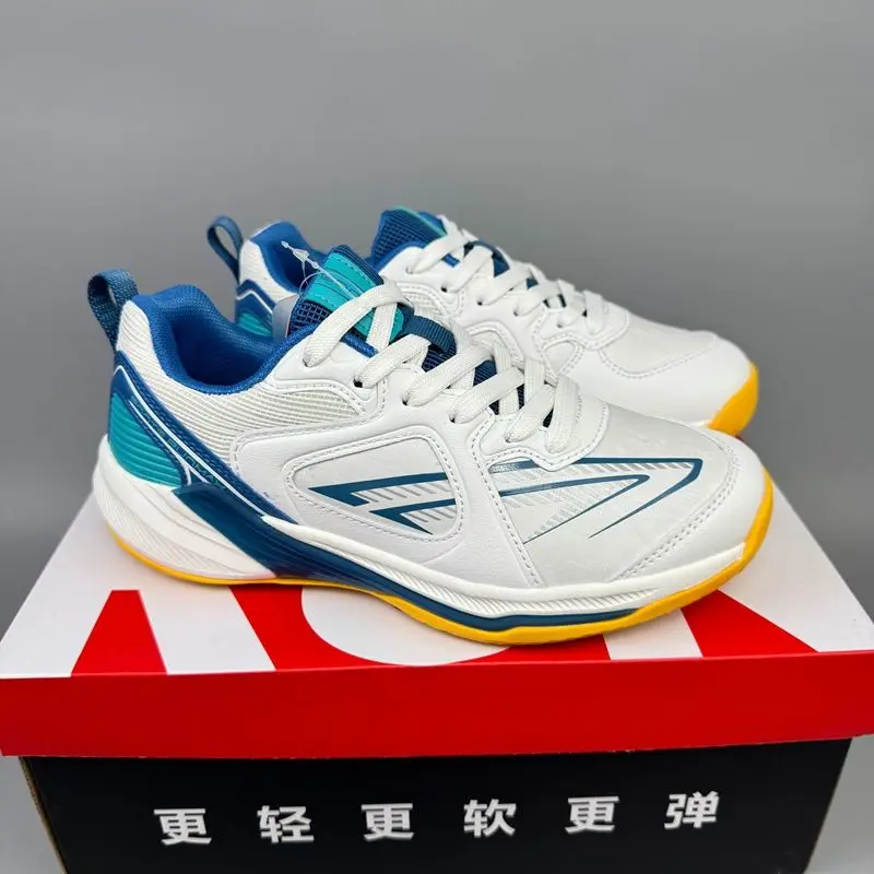 Summer hot sale men's women's breathable professional lightweight table tennis shoes badminton training shoes sports Very good