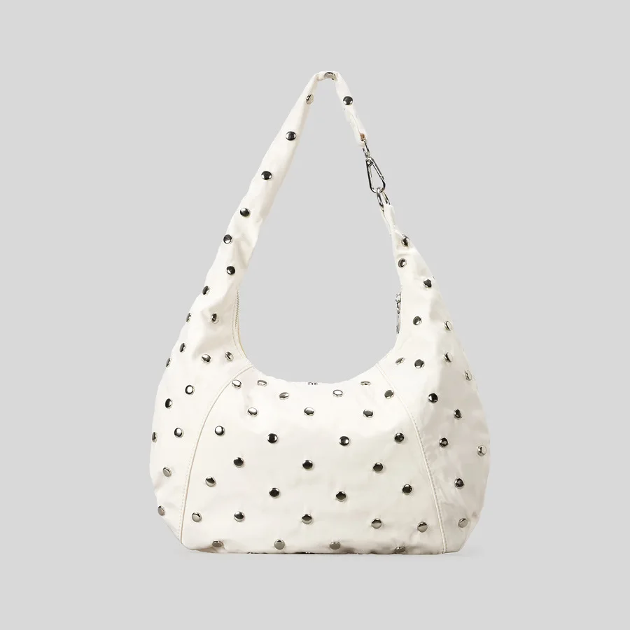Fashion Rivet Hobos Women Shoulder Bags Punk Oxford Halfmoon Handbags Trend Lightweight Large Capacity Underarm Bag 2025