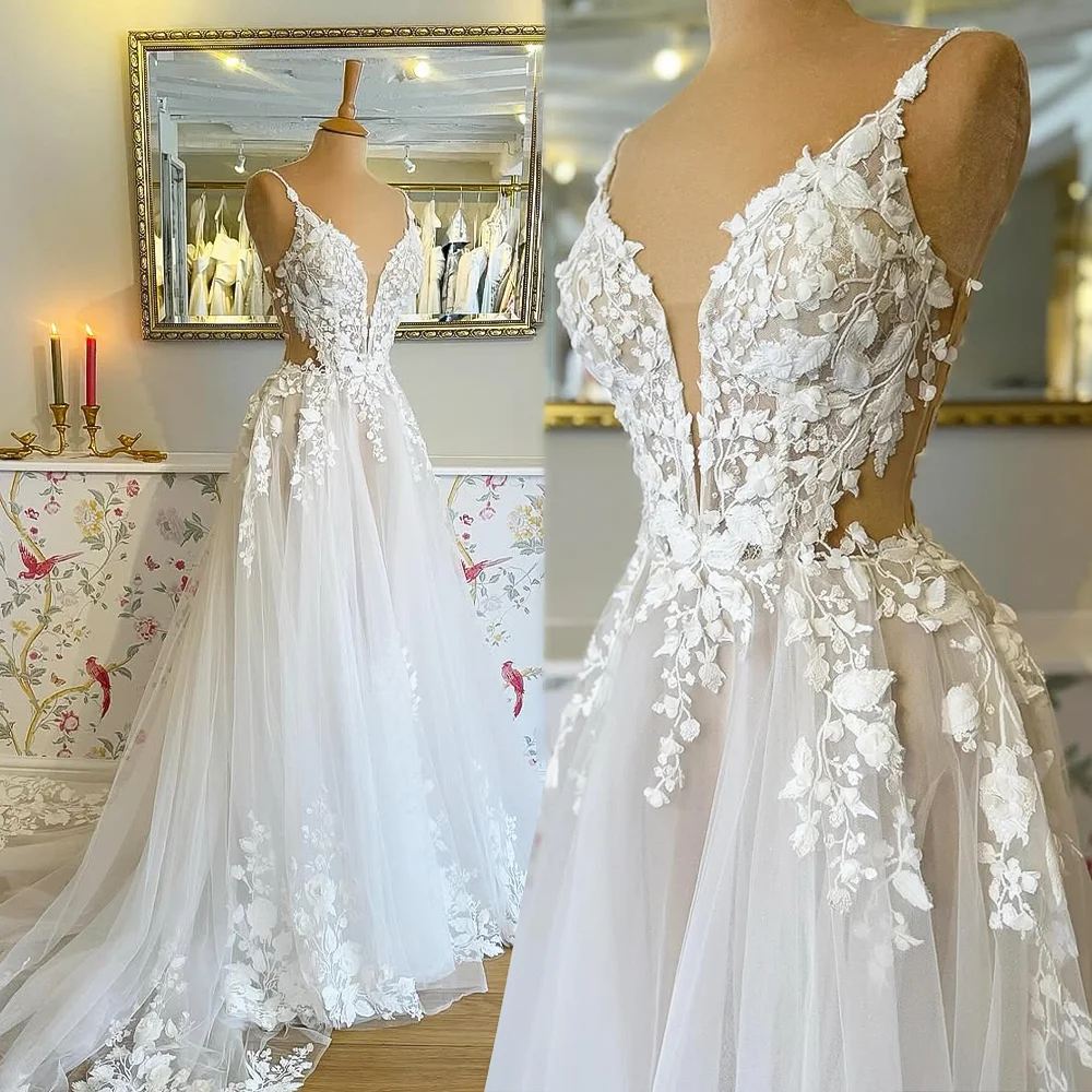 

ShiningLight Spaghetti Straps Lace Wedding Dress 2026 Sexy V neck Floral Lace Bridal Beach Gowns Vestidos de Nova Customized