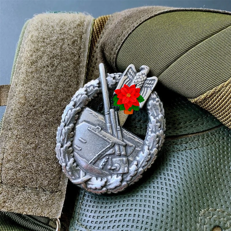 German Medal War Badge Commemorative Coin Thick Pin Accessories Brooch Pendant Decorative Collection