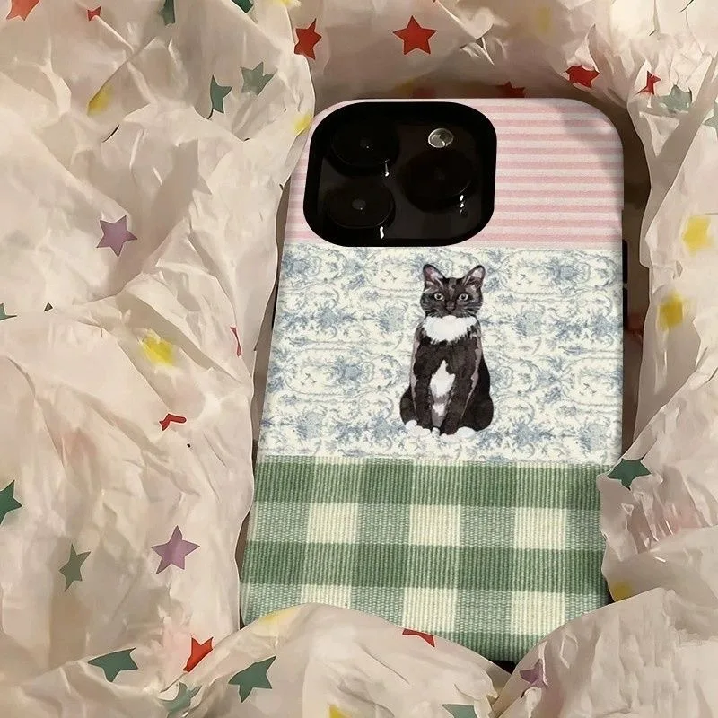 Vintage Patchwork Tuxedo Cat Print Glossy Casual Style Phone Case for iPhone 17 16 15 14 13 12 11 Pro Max Plus Back Cover view 6