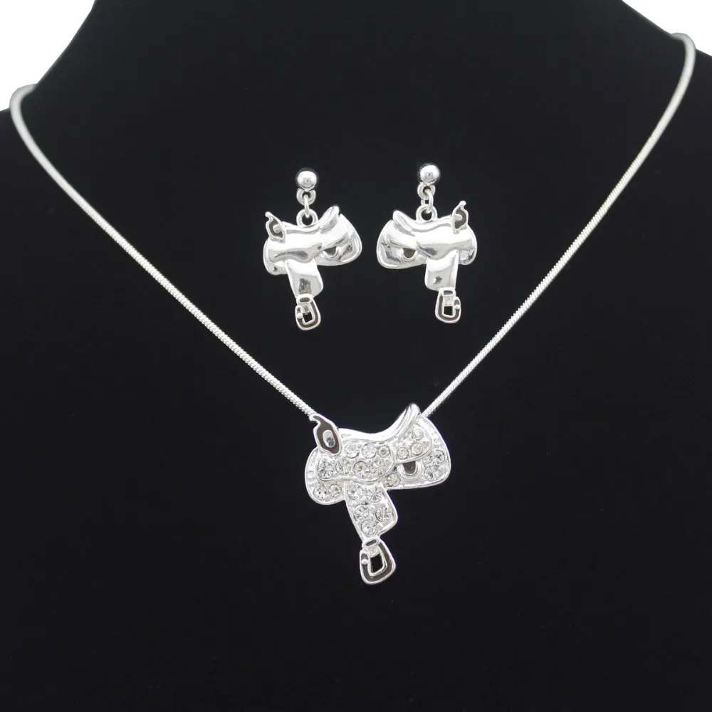 Exquisite Snake Chain Dangle Earrings Pendant Necklace Set Jewelry Charm Ladies Fashion Bridal Accessory Set Romantic Gifts