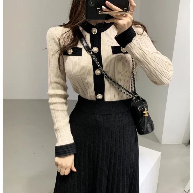 

Korean Chic Elegant Retro Women's Slim Color-blocked Knitted Cardigan Women's Sweater Jacket and Knitted Skirt