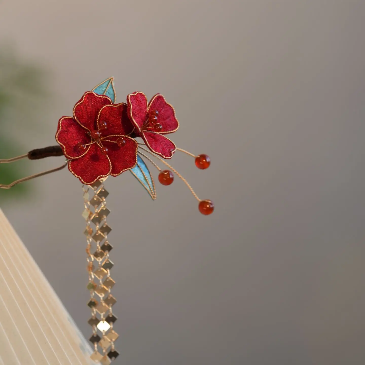 Red Camellia U-Shaped Hairpin Low Ball Head Disc Hair Cheongsam Tassel Hair Accessories New Chinese Engagement Headwear Hairpin
