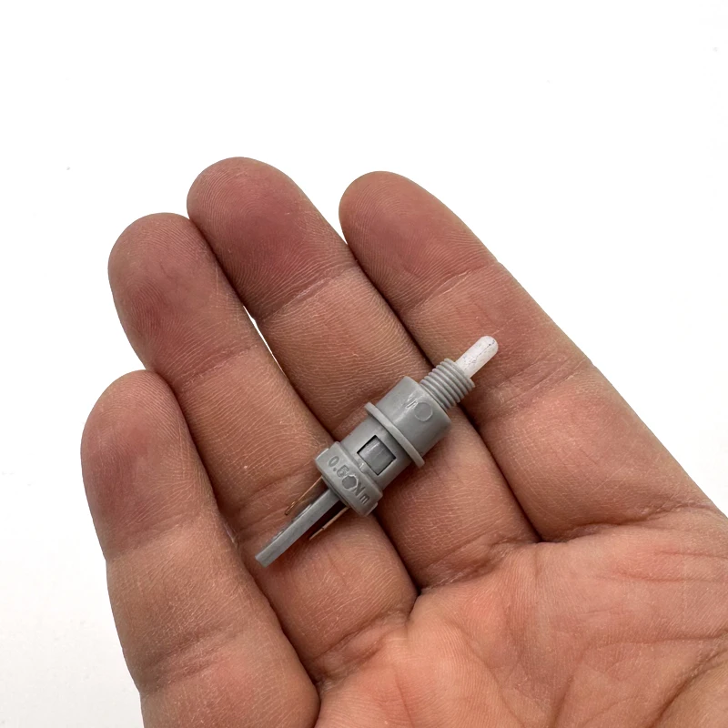 1/2/4/8pcs 6mm Universal Motorcycle Brake Clutch Switch Front Rear Light Rear Brake Tail Light Plug