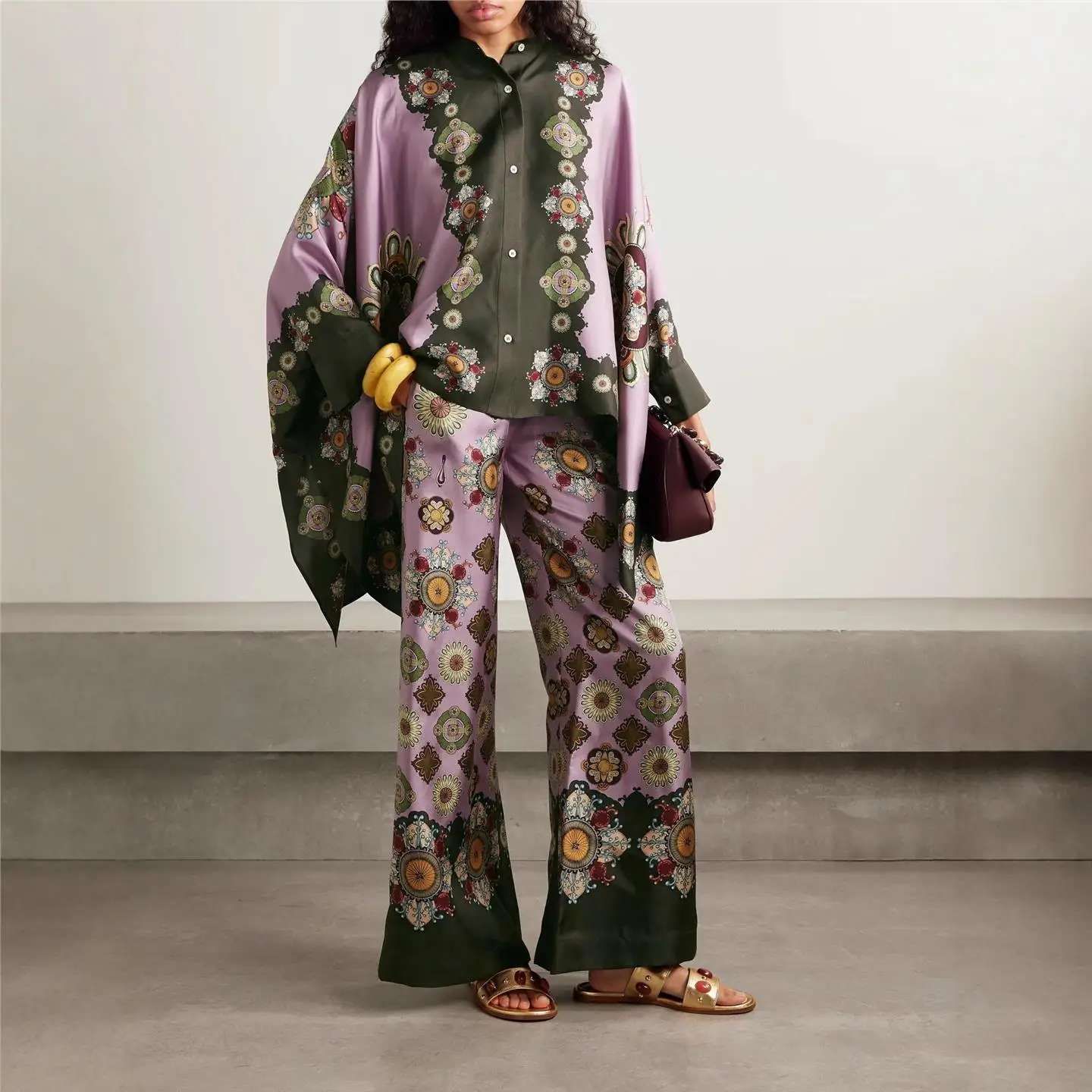 

Повседневный свободный шелковый топ с принтом в стиле ретро, широкие брюки, комплект из двух предметов, женский ансамбль Faion, обычный све, длинный све, зимний наряд