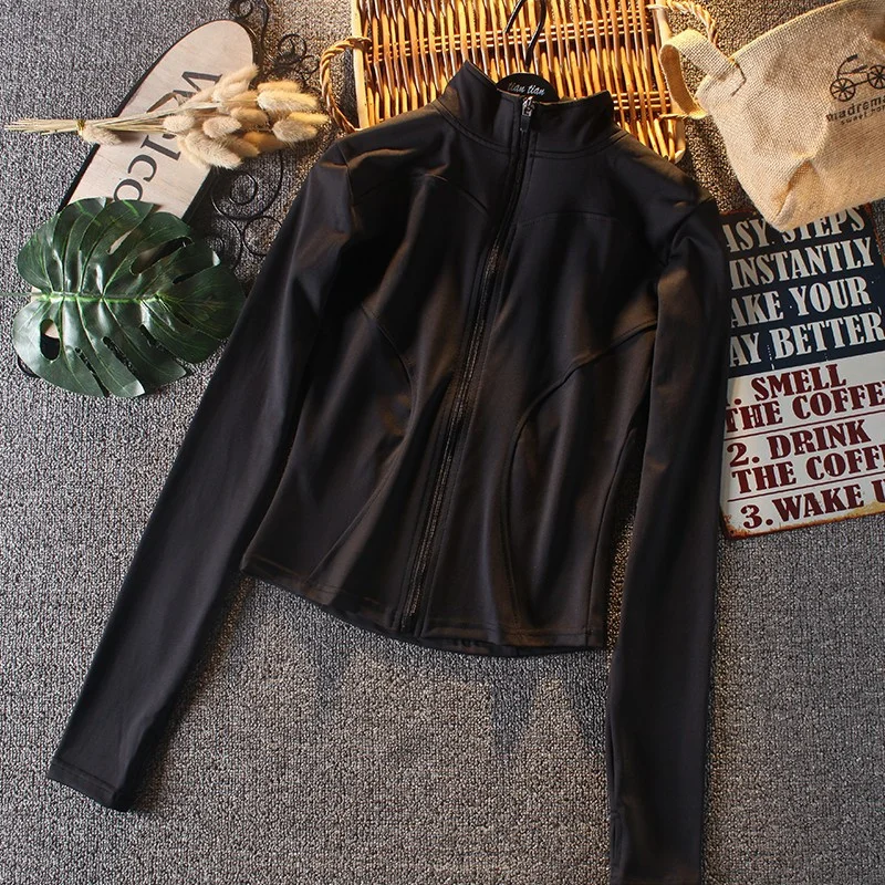 

Женская облегающая спортивная кофта для йоги на осень-зиму с длинным рукавом и молнией, профессиональная одежда для бега и фитнеса, стильная и удобная.