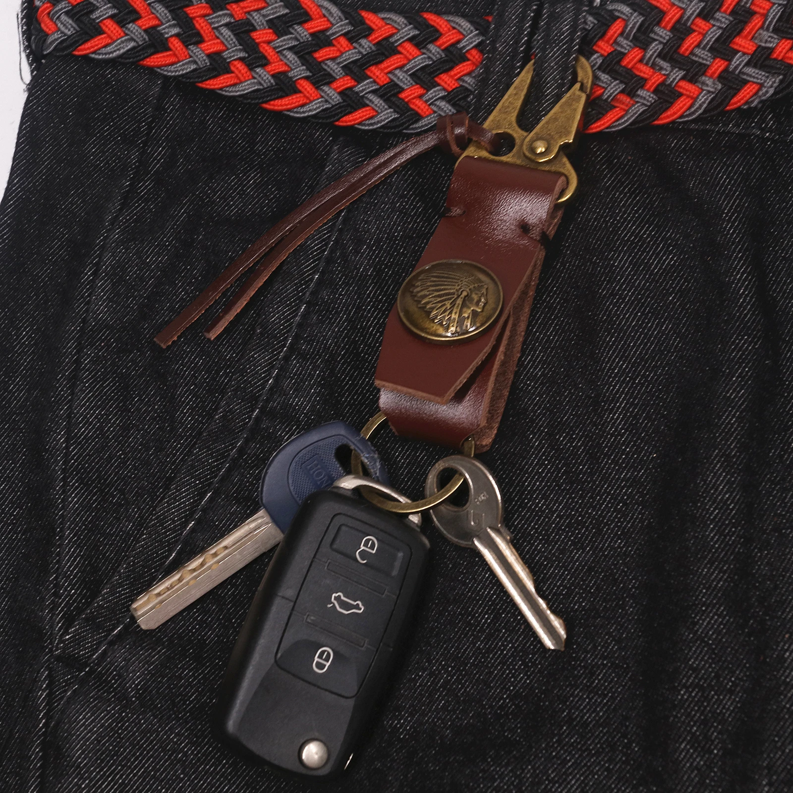 Handmade Genuine Leather Key Holder For Men Male Vintage 100% Cowhide EDC Waist Hanging Belt Loop Keychain Clip Key Chain Buckle