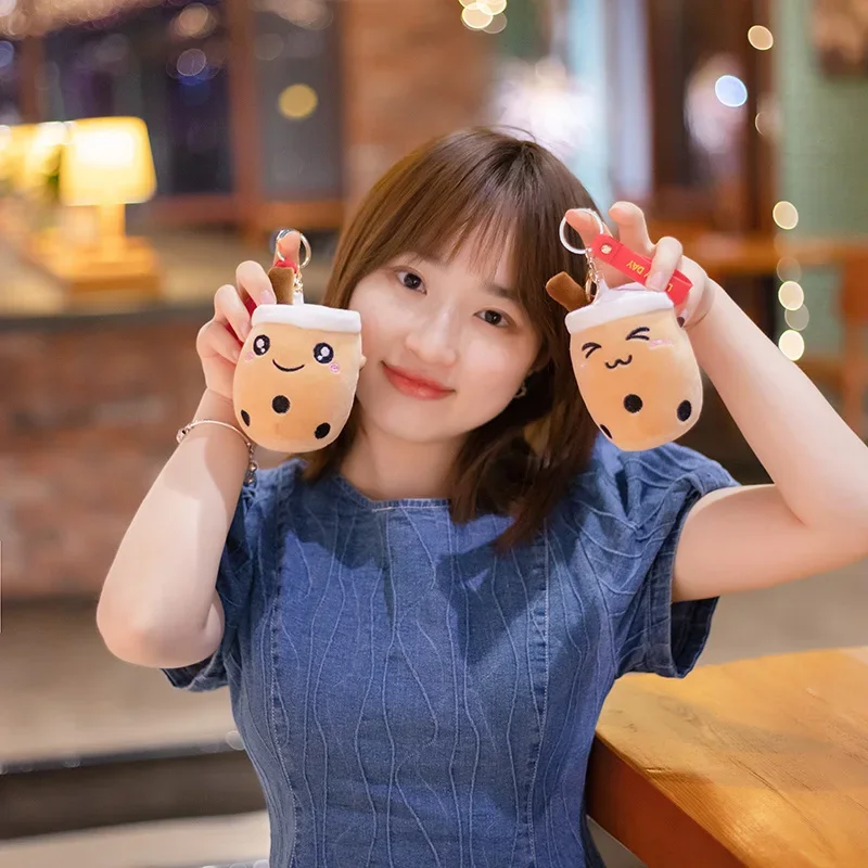 10 ซม.น่ารักฟองชาพวงกุญแจ Soft Plush ของเล่นจี้ตุ๊กตา Boba ตุ๊กตา Kawaii กระเป๋าเป้สะพายหลังกระเป๋าตกแต่งของขวัญวันเกิดสําหรับเด็กผู้หญิง