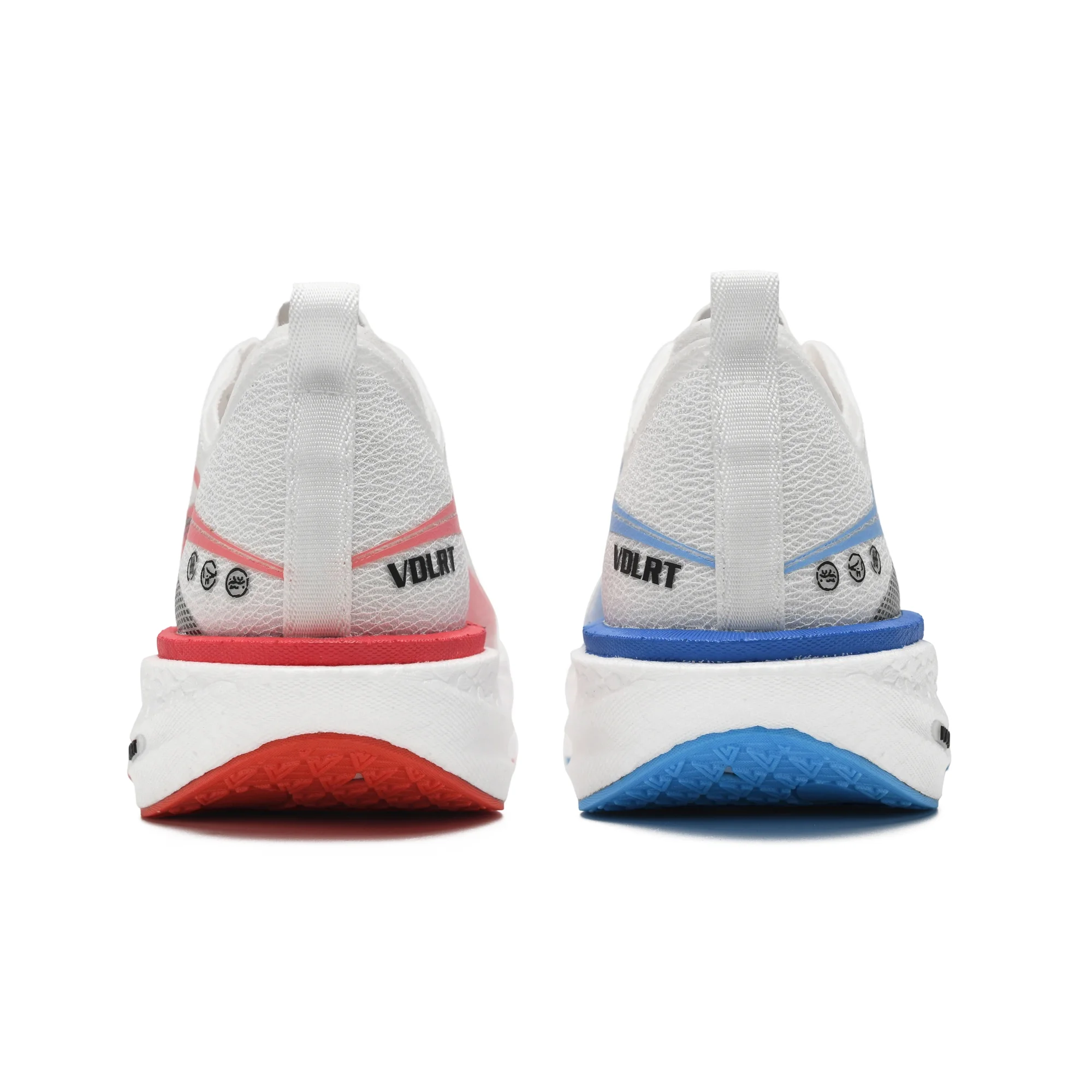 

New Breathable and comfortable outdoor sports shoes trainers men's spring and autumn fashion casual rivets plate shoes