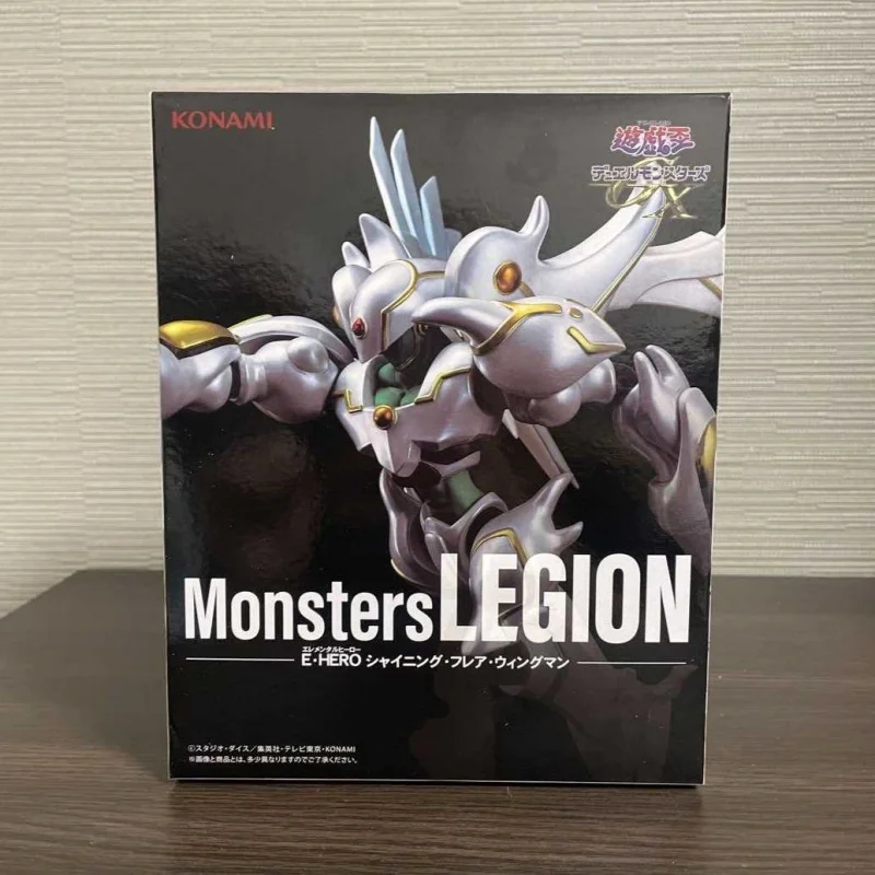 ในสต็อกของแท้อะนิเมะซีรีส์ Elemental Hero Flare Wingman Elemental Hero Shining Flare Wingman รูปเครื่องประดับของเล่น