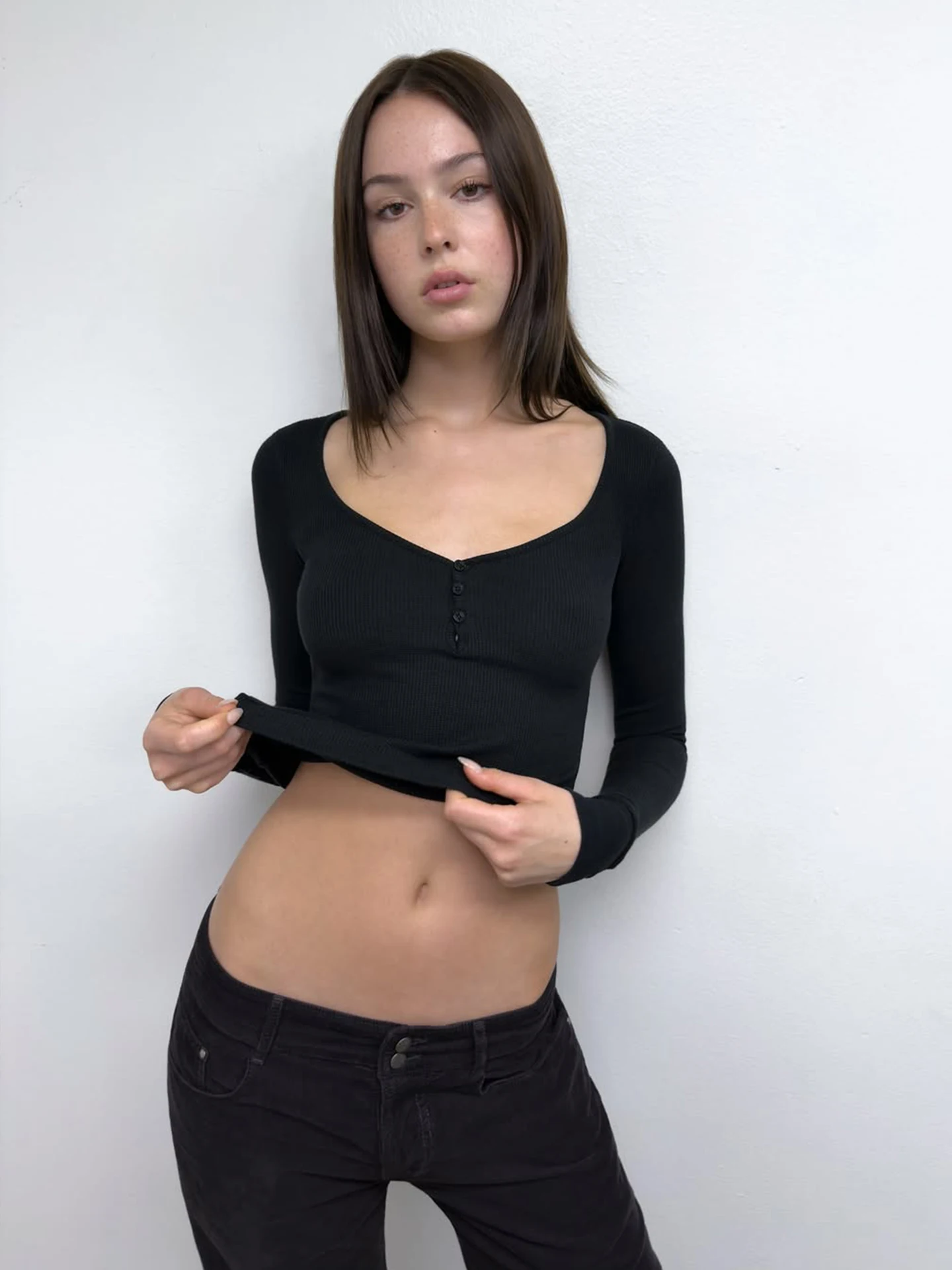 

Tank purple green waffle check deep v-neck Henry shirt black and white solid color slim long-sleeved top