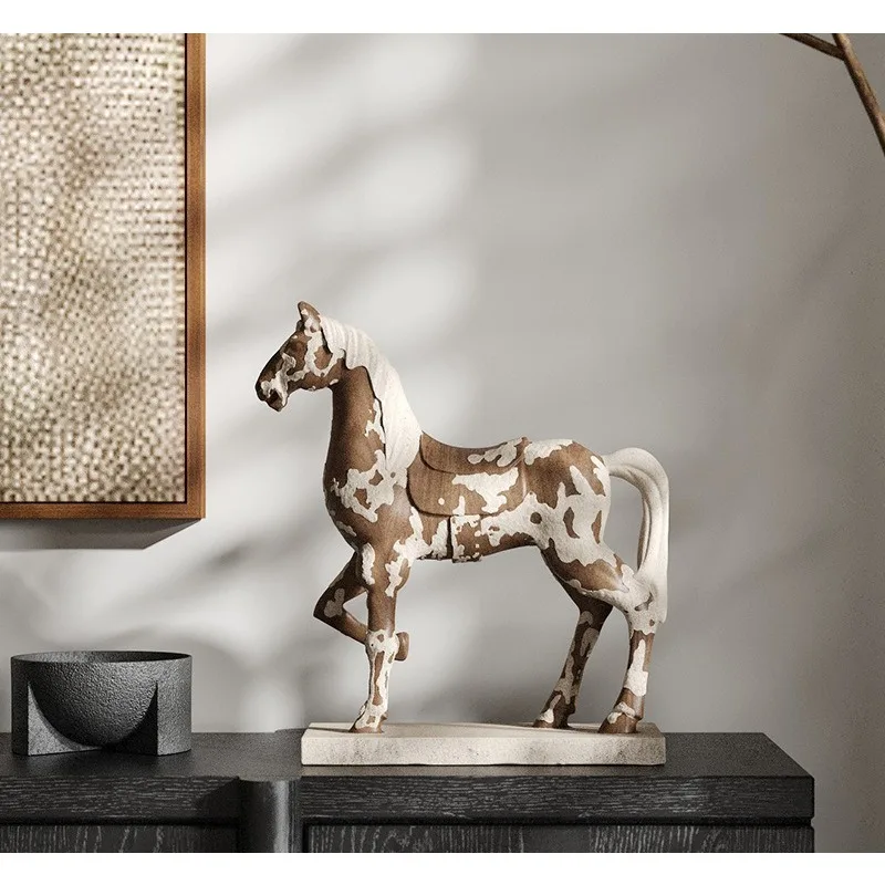 wabi-sabi wind old mottled horse art ornament, bed and breakfast living room entrance study model room high-end niche soft