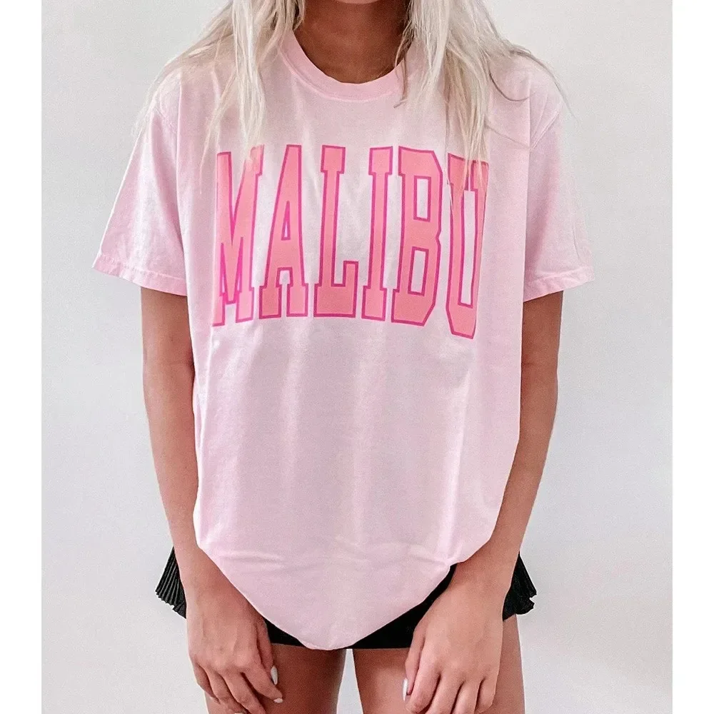 

Malibu Women Pink Short Sleeve T-Shirts Retro Style Fashion Cotton Crewneck Summer Tops Tee Ins Fashion Letters Printing Shirts