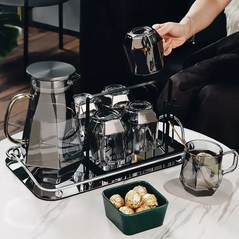 

Новый набор стеклянных чашек для воды 2025 года для гостиной: чайные чашки и чайники, набор из 6 термостойких чашек, L-образный дизайн.