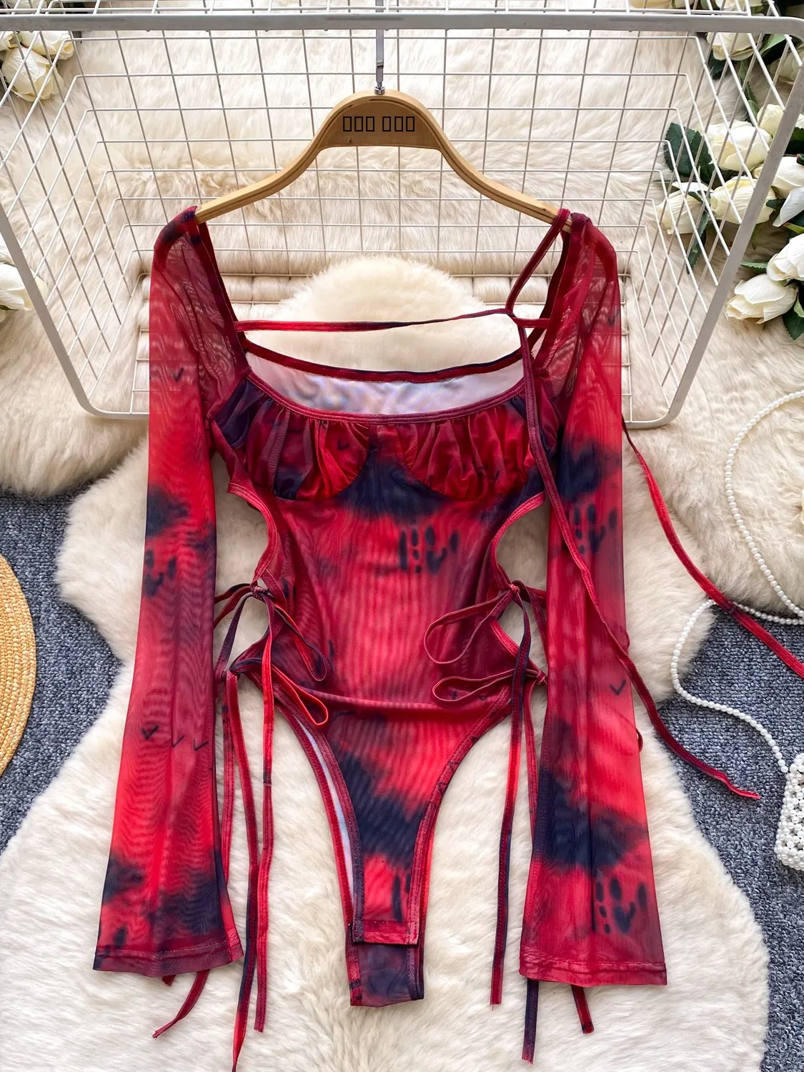 

Сексуальный комбинезон с длинными рукавами и эффектом тай-дай, с завышенной талией и поясом, весна 2026, женская мода, для повседневной носки, прямой крой, короткий комбинезон