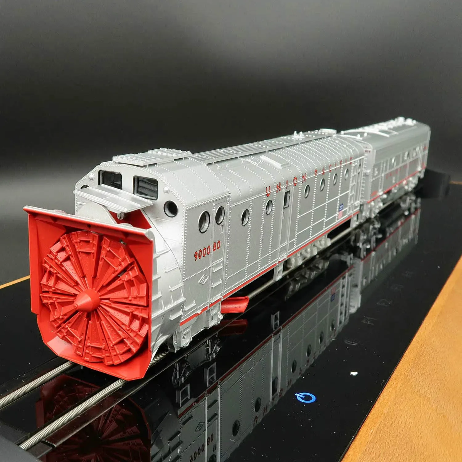 

ATHEARN Train Model HO Type 1/87 ATH93828 Rotating Snow Blower F7B Power Simulation Version Snow Wheel Can Rotate Rail Car Toy