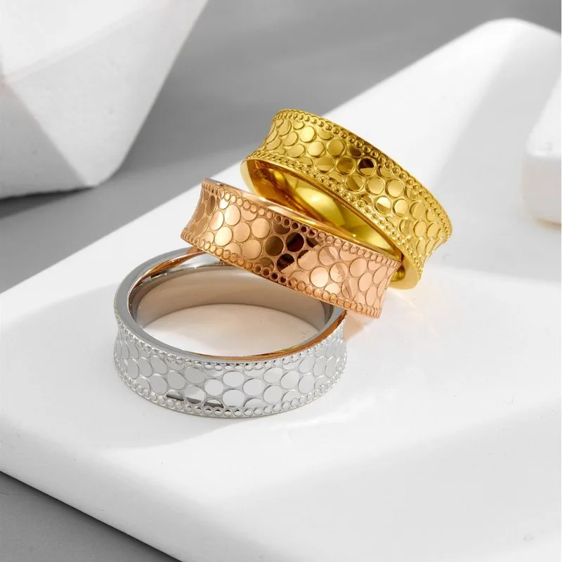 Multiple Sizes Personality Gold Color Stainless Steel Fish-scale Pattern Ring for Woman Jewelry Accessory Colorfast Not Allergic