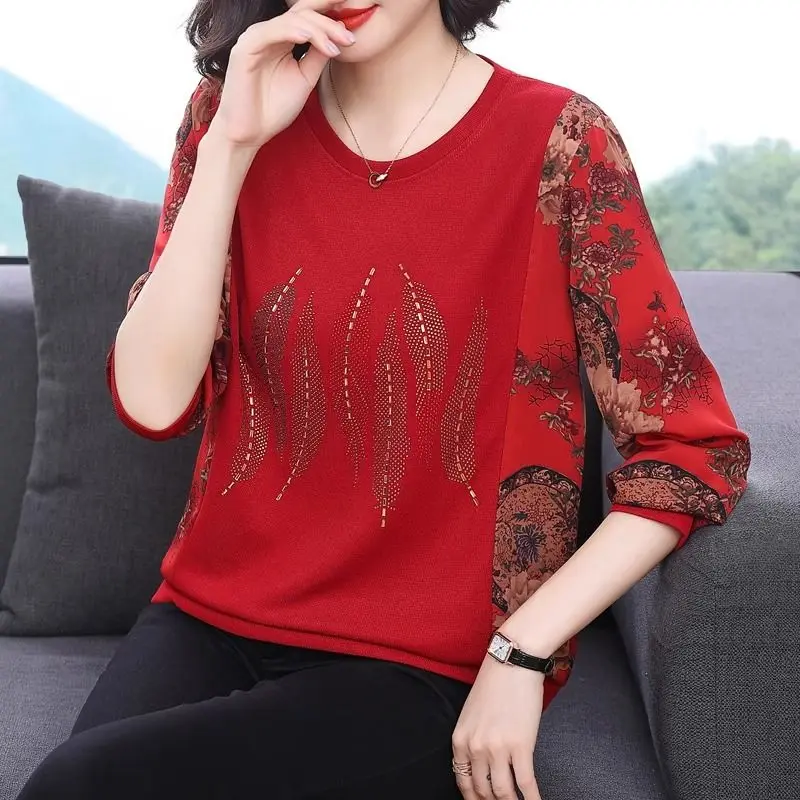 Spring and Autumn Bottom Shirt Women\'s 2024 New Style Middle Aged Mom Long Sleeved T-shirt Large Size Fat MM Loose Top