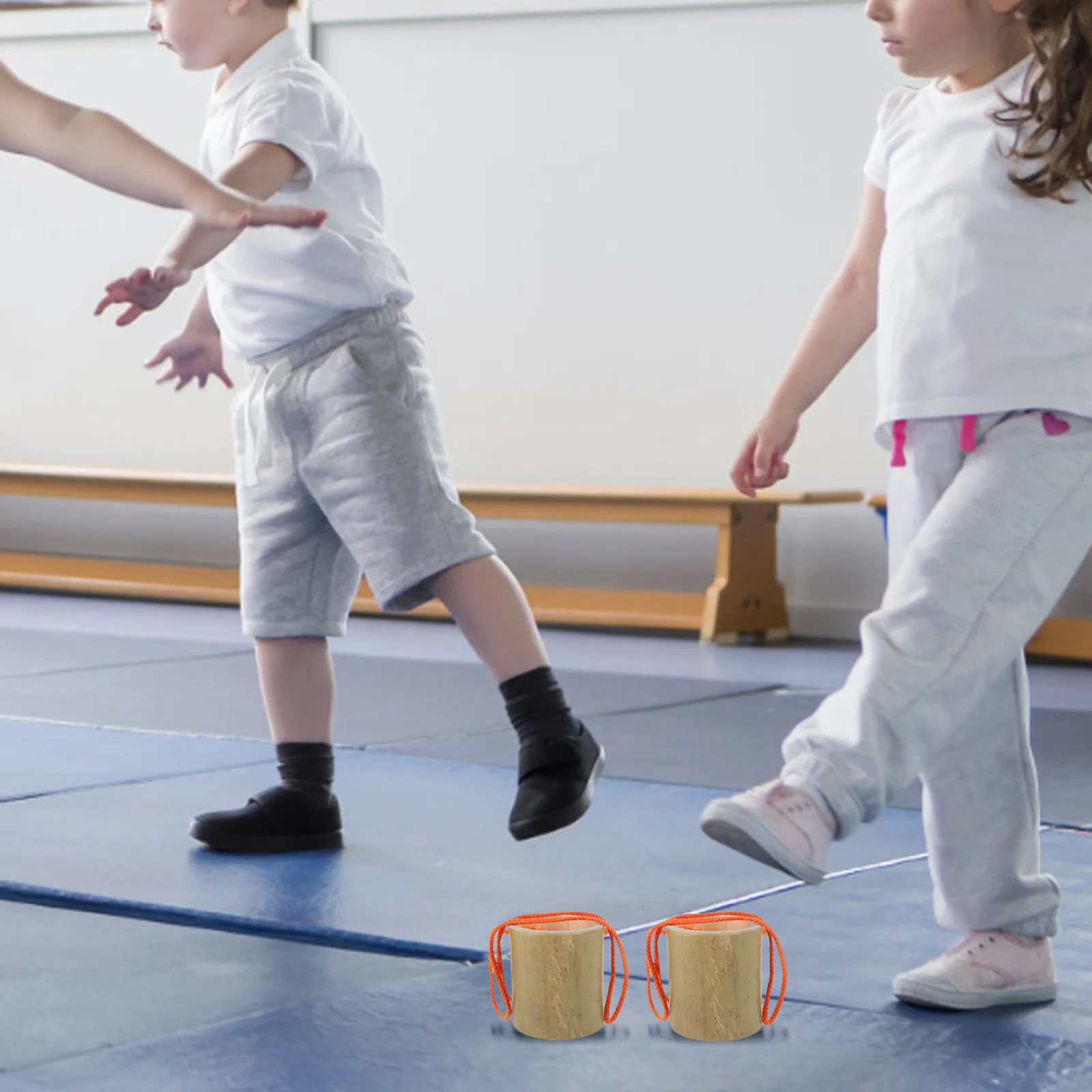 2 stuks milieuvriendelijke bamboe stelten voor kinderen wandeltrainingshulpmiddel verbetert de lichaamscoördinatie, ideaal voor gezinsverlijmingsactiviteiten
