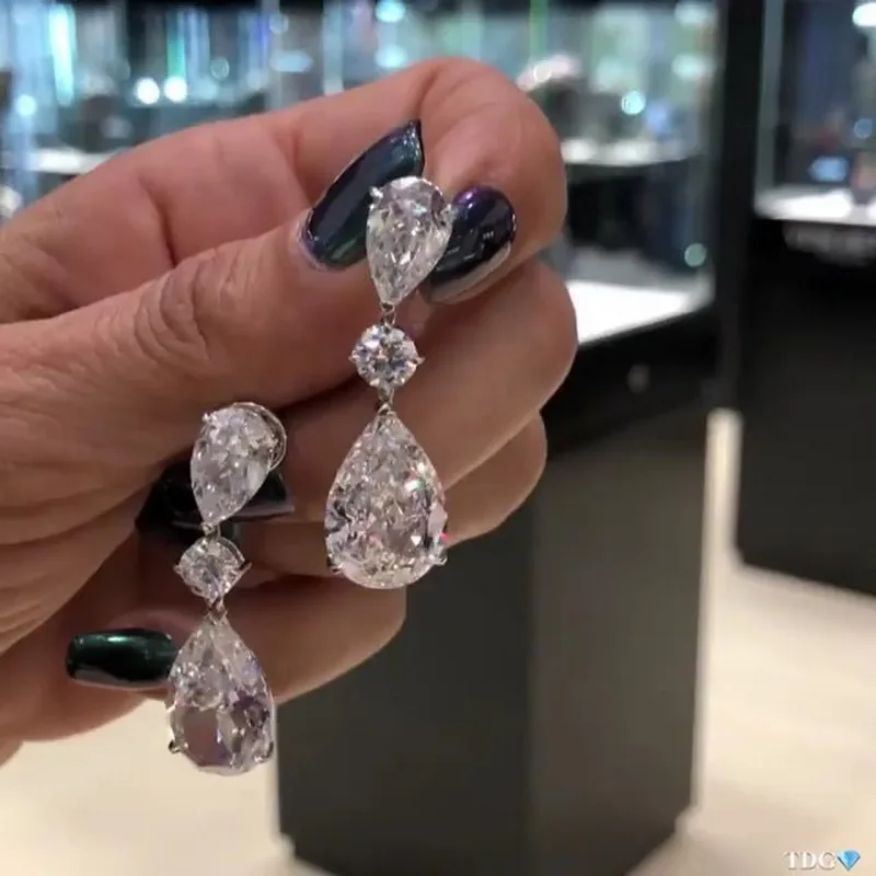 

Fashion White Cut Zircon Teardrop Earrings For Women Luxury Bridal Jewelry Shiny Crystal Wedding Earrings Brincos Mujer