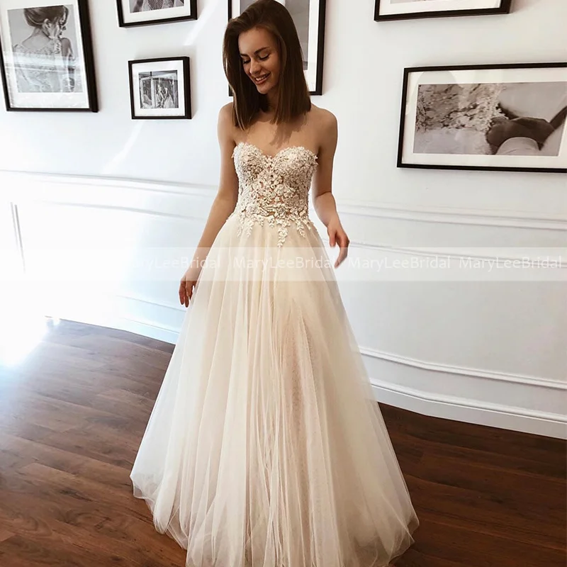 

Sweetheart Lace Boho Wedding Dress Custom Made Unlined Full Length Bridal Gown Ivory Tulle Lightweight Dress for Outdoor Wedding