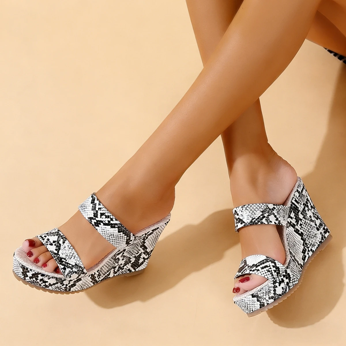 Women Sandals Summer Thick Heel Sandals Snake Pattern Large Size Color Block Wedge Shoes Fashionable Rubber Shoes for Women