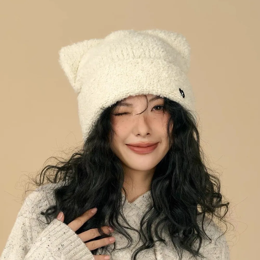 Ins-Style-Mütze aus Polyester mit Katzenohren, weich und flauschig, übt keinen Druck auf den Kopf aus, Plüsch-Beanie, leichte, bequeme, warme Strickmütze, ideal für den täglichen Gebrauch. – Detail 7