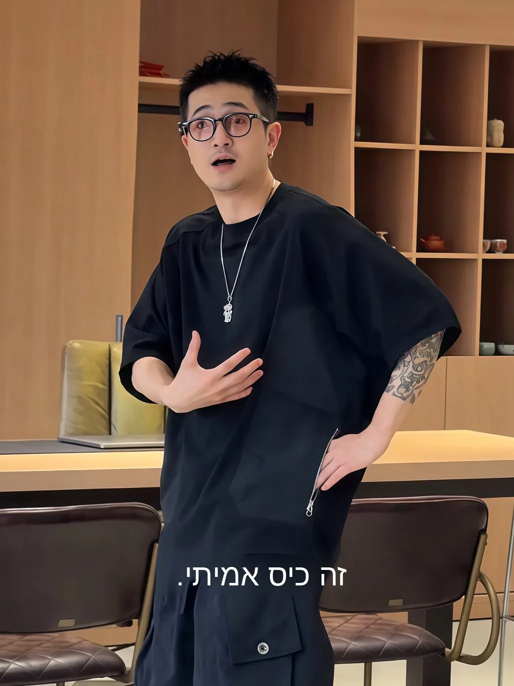 Summer New Loose Casual Batwing Sleeve Workwear T-Shirt Men Trendy Design Large Pocket Loose Fit Short Sleeve Fashionable