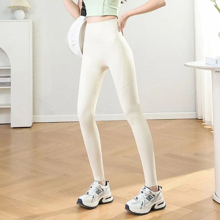 กางเกง Shark ผู้หญิงสวมใส่สไตล์ใหม่ฟิตเนสขี่จักรยานขนาดใหญ่ฐานตุ๊กตาบาร์บี้ Tucks และยกก้น