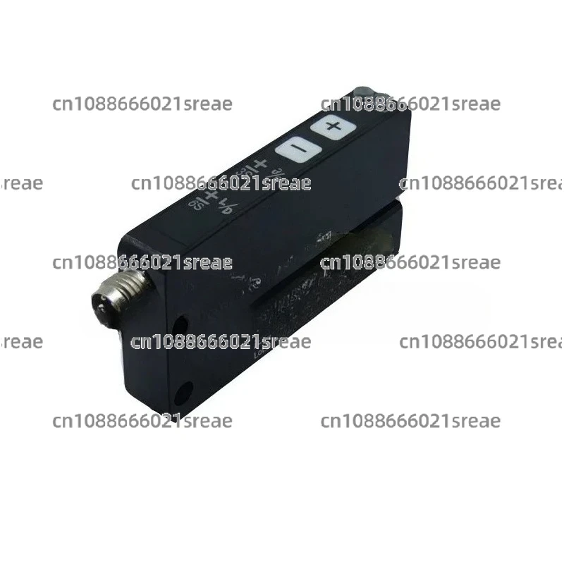 

Label Sensor LuA-0242 Is Equipped with Cable Connection Label Detection Switch U Slot Type