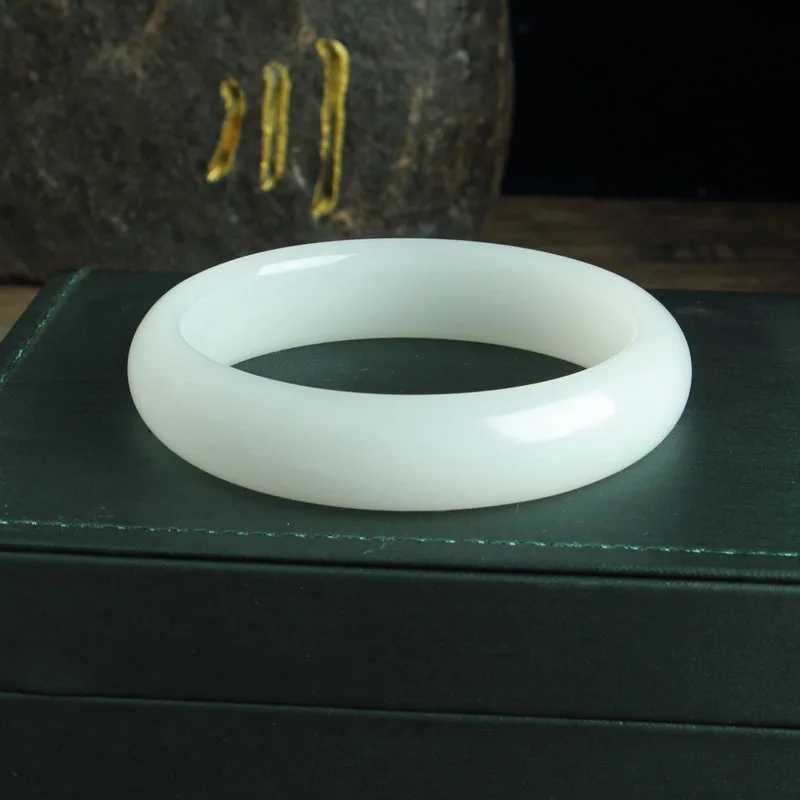 

Blue and white jade bracelet suet white round jade bracelet fine round beauty bracelet