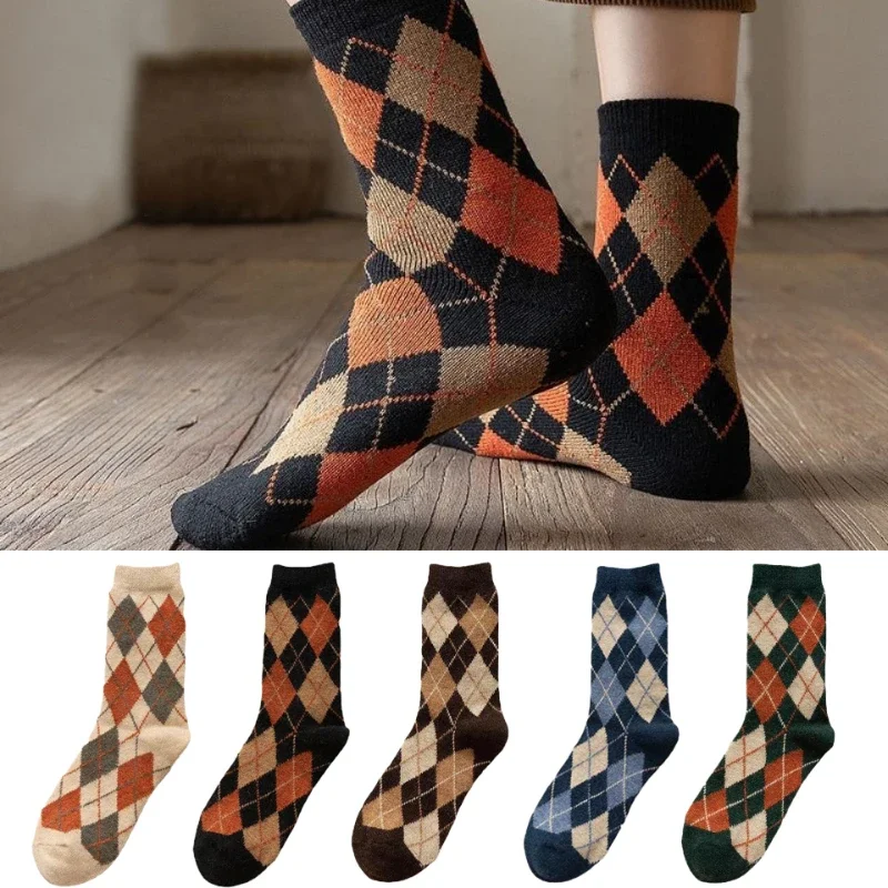 1 Pair British Style Winter Combed Cotton Fashion Design Plaid Check Woman Man Socks Harajuku Thicken Classic Warm Sokken