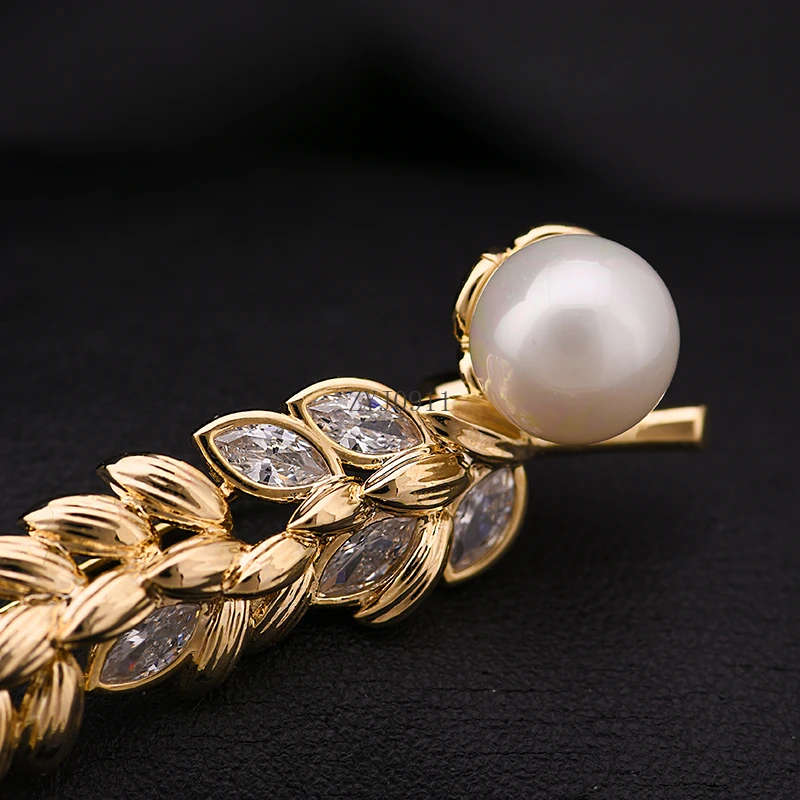 Spilla di grano di fascia alta Giacca elegante di lusso con spilla Abiti coordinati Accessori per scollatura Regali semplici di gioielli con corpetto 613