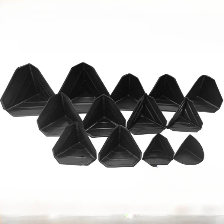 50pcs Black Three Sided Corner Protectors Anti Collision Right Angle Plastic Protective Furniture Cardboard Box Corner Protector