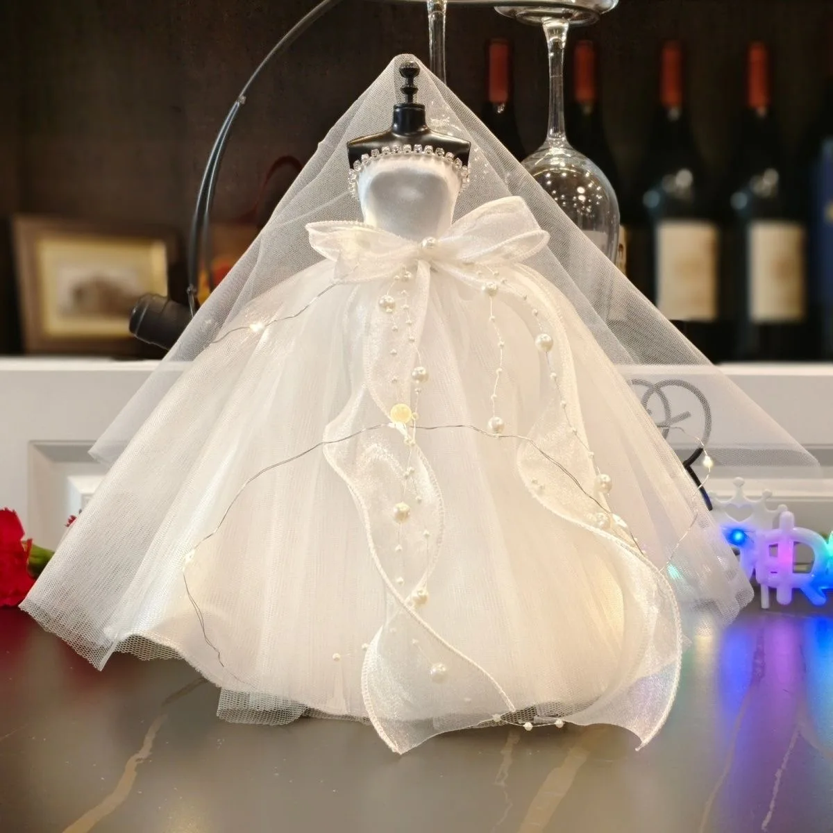 Mini-Hochzeitskleid für Puppen, Hochzeitsfeier-Dekorationen, Modell, kleines Kindergeschenk, Geschenk für Freundin, Valentinstagsgeschenk