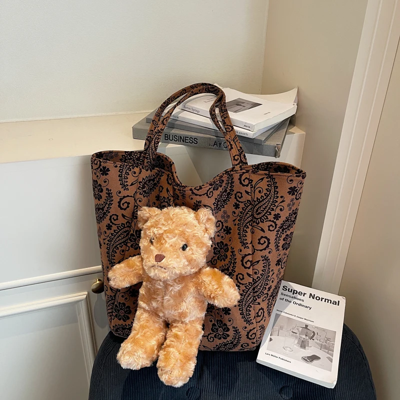 

Милая мультяшная кукольная сумка с медведем в корейском стиле, женская модная повседневная сумка на плечо, осень-зима 2024, простая сумка для отдыха и путешествий