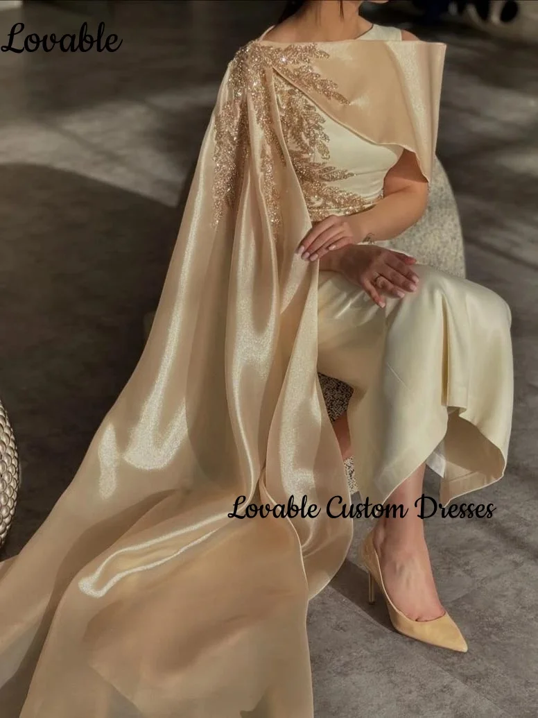 ชุดราตรีหรูหรา 2025 คอลัมน์ที่กําหนดเองอย่างเป็นทางการชุดยาว Scoop คอชุดแต่งงานซิปชุด