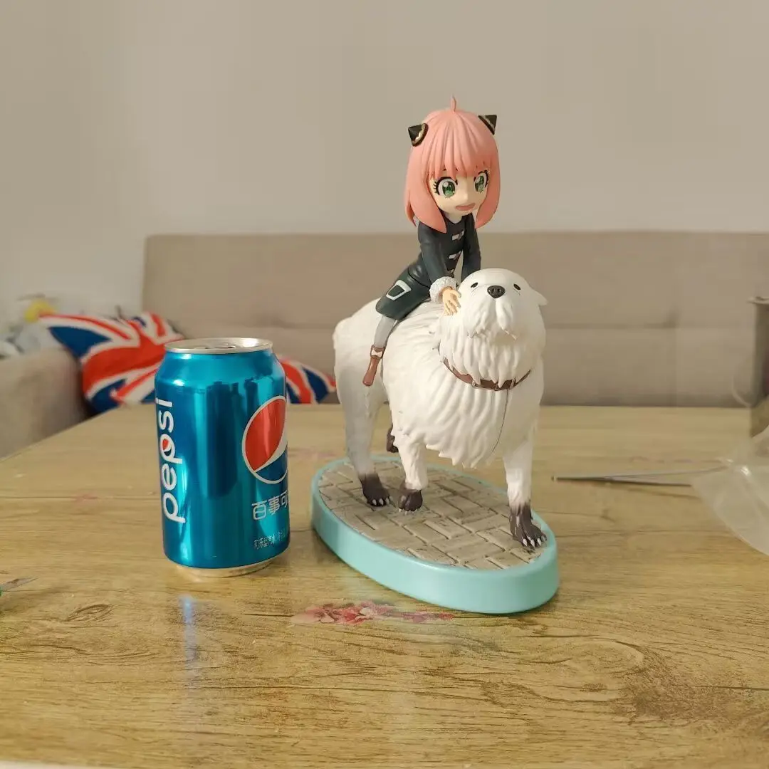 

Spy Pretend Play Ania & Bond Riding Dog Scene Model Figurine Ornament Boxed Action Figure Toy