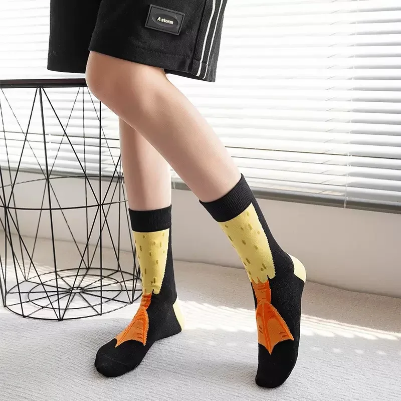 2/4 ペア男性女性面白いアヒルの足パターンミッドチューブソックスファッショナブルなプリント吸汗通気性オールシーズンカジュアルソックス