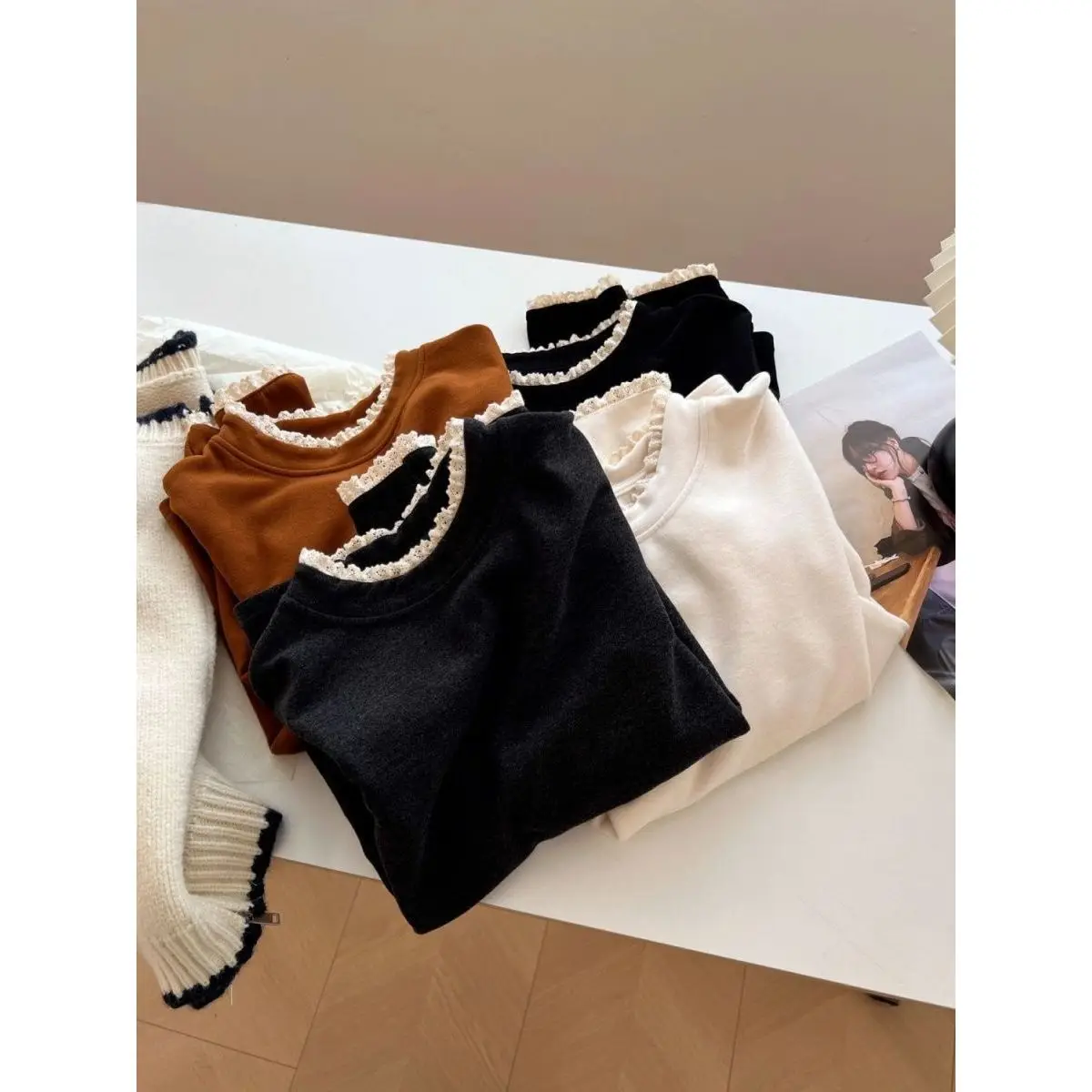 Outlet Store Fake Two-Piece Long Sleeve T-Shirt Women's Autumn Winter Inner Wear Base Top Lace Trim Velvet Fabric Korean Style