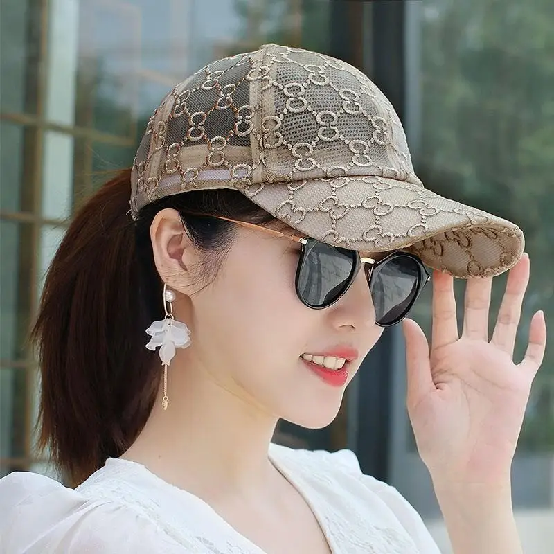 

2023 Women's Summer Fashion Thin Mesh Yarn Breathable Sunshade Hat Baseball Cap New Outdoor Adjustable Ladies Sun Hat Peaked Cap