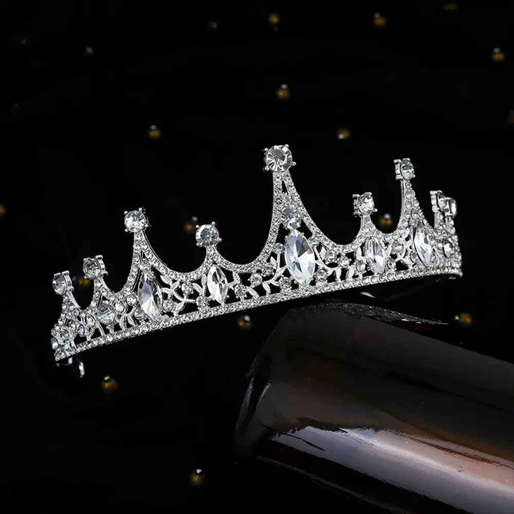 

Shiny Rhinestone Crown Headband Light Luxury Exquisite Birthday Party Bride Princess Hair Accessories