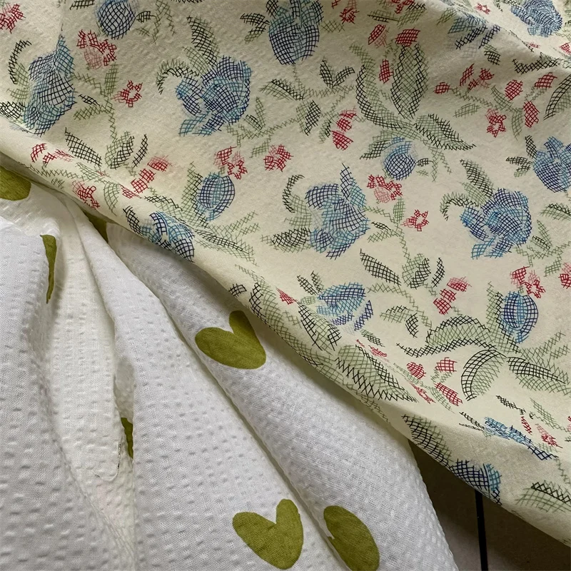 

Blue Floral Print Salt Shrinkage Bubble Textured Natural High-Count Cotton Breathable Children's Shirt Fabric Premium Material