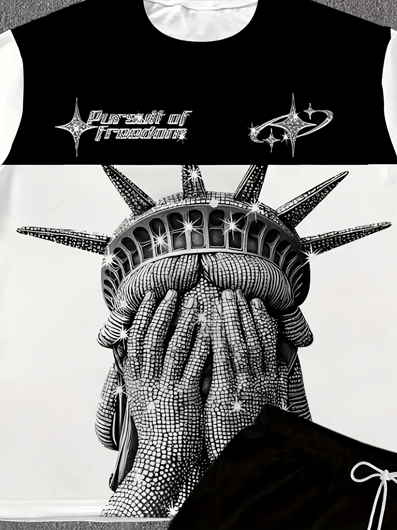 Set Celana Pendek T-shirt Leher Bulat Nyaman dan Bernapas Gambar Patung Liberty Baru Pria Fashion Musim Panas Pakaian Kasual Luar Ruangan