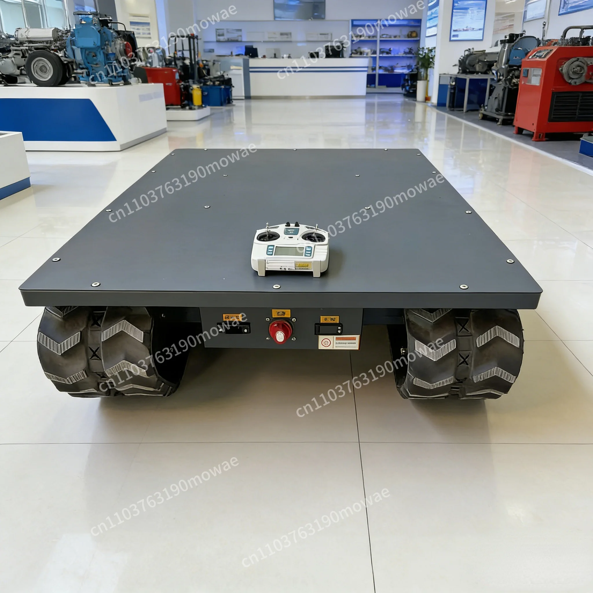 Electric remote control crawler chassis, heavy-duty crawler chassis, strong bearing capacity, core components